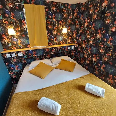 Logis - De L'ile - 3 Etoiles Et Restaurant Szálloda Creysse