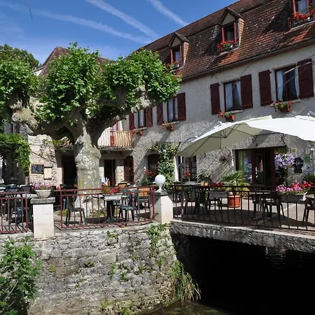 Logis - De L'ile - 3 Etoiles Et Restaurant Szálloda Creysse