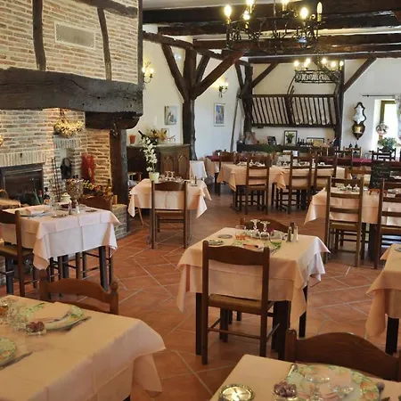 Szálloda Logis - De L'ile - 3 Etoiles Et Restaurant 3*
