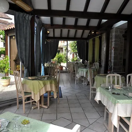 Logis - De L'ile - 3 Etoiles Et Restaurant 3* Creysse (Lot)