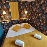 Logis - De L'ile - 3 Etoiles Et Restaurant Hotel Creysse (Lot)