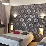 Logis - De L'ile - 3 Etoiles Et Restaurant 3* Creysse (Lot)
