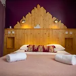 Logis - De L'ile - 3 Etoiles Et Restaurant Hotel Creysse (Lot)