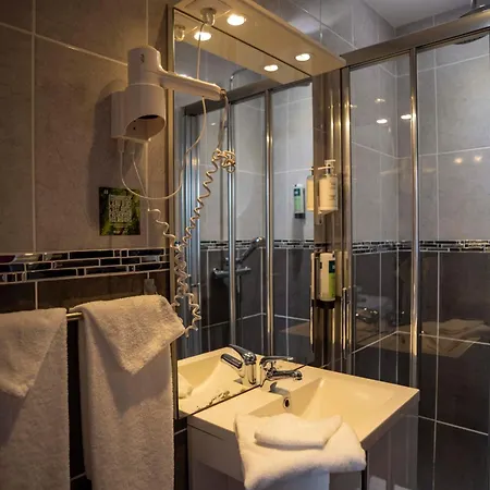 Logis - De L'ile - 3 Etoiles Et Restaurant 3* Creysse (Lot)