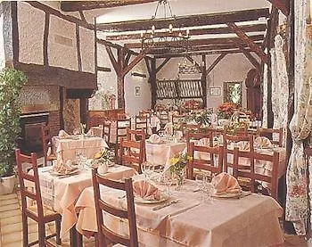 Hotel De L'île Creysse (Lot)