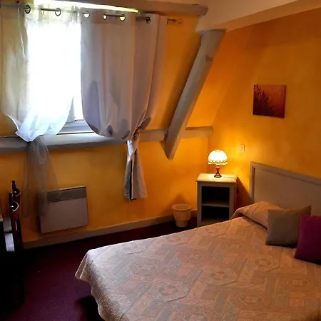 Hotel De L'île Creysse (Lot)