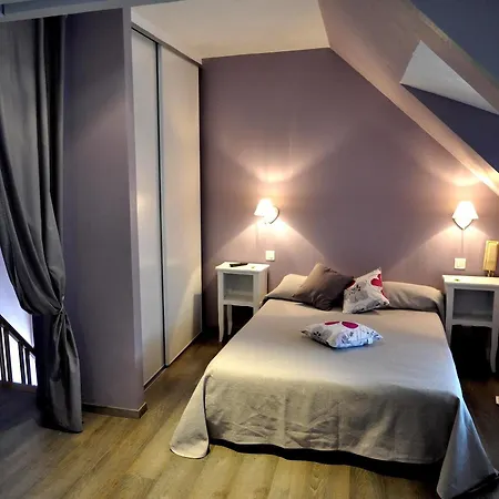 De L'île Hotel 3*