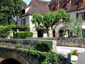 De L'île Hotel Creysse (Lot)
