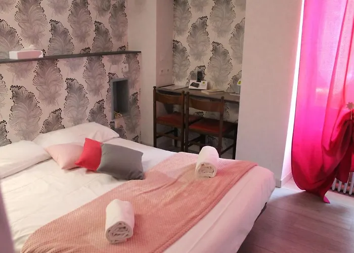 Logis - De L'ile - 3 Etoiles Et Restaurant