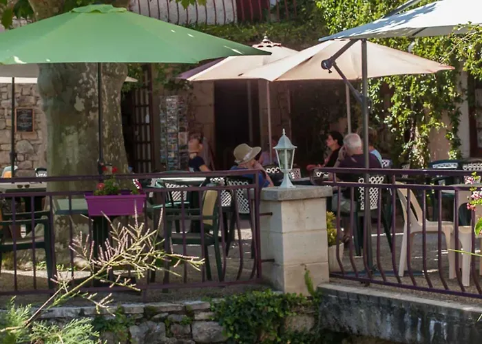 Logis - De L'ile - 3 Etoiles Et Restaurant