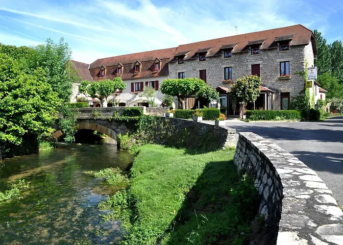 Logis - De L'ile - 3 Etoiles Et Restaurant Hotel Creysse (Lot)